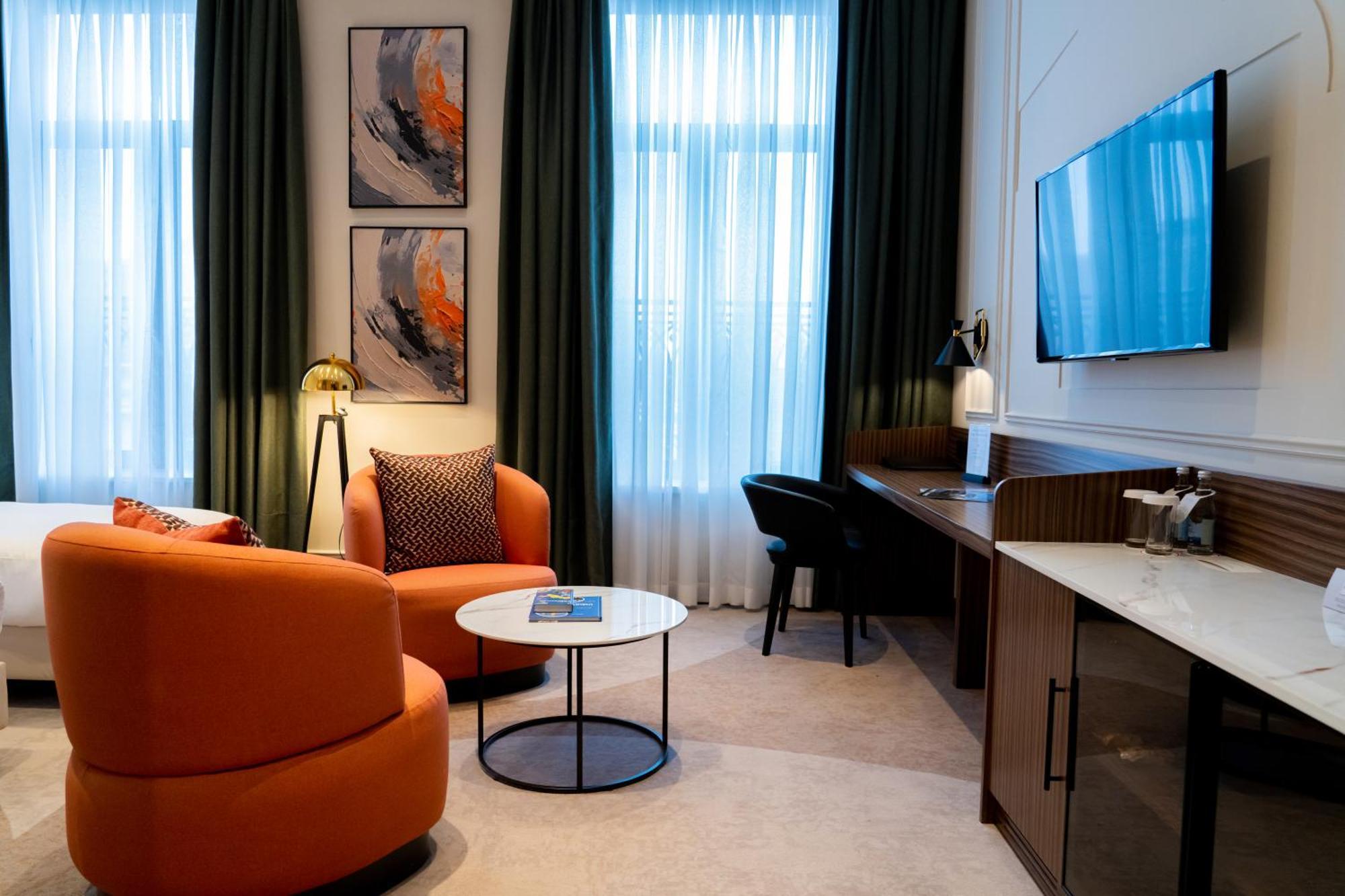 Crowne Plaza Tashkent By Ihg Hotel Buitenkant foto