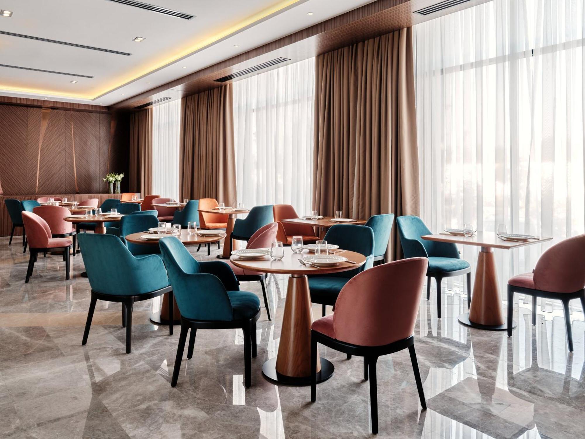 Crowne Plaza Tashkent By Ihg Hotel Buitenkant foto